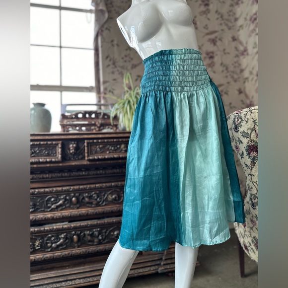 Pull up Dress and skirt in one. Pool easy wear Bikini cover turquoise color mix - Picture 2 of 6